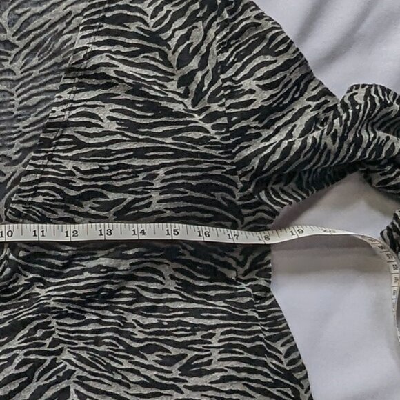 Sheer bolero shrug / cover-up open-front flowy zebra print medium Strazzi - Picture 4 of 8